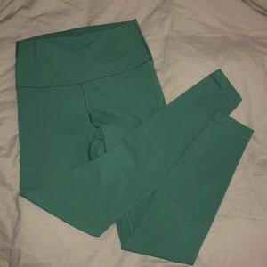 Brand new green lululemon leggings